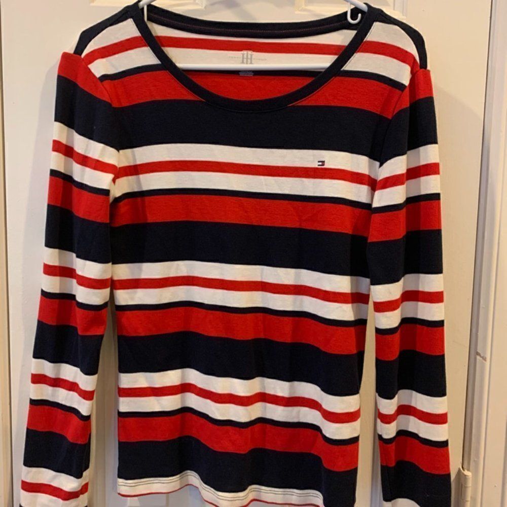 Classic Tommy Hilfiger Long Sleeve T Shirt